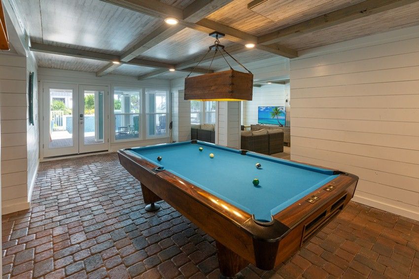margaritatime98's tweet photo. #Game Room #My Margaritaville front view
#beach98.com #stunning view https://t.co/QFDdypGOCF