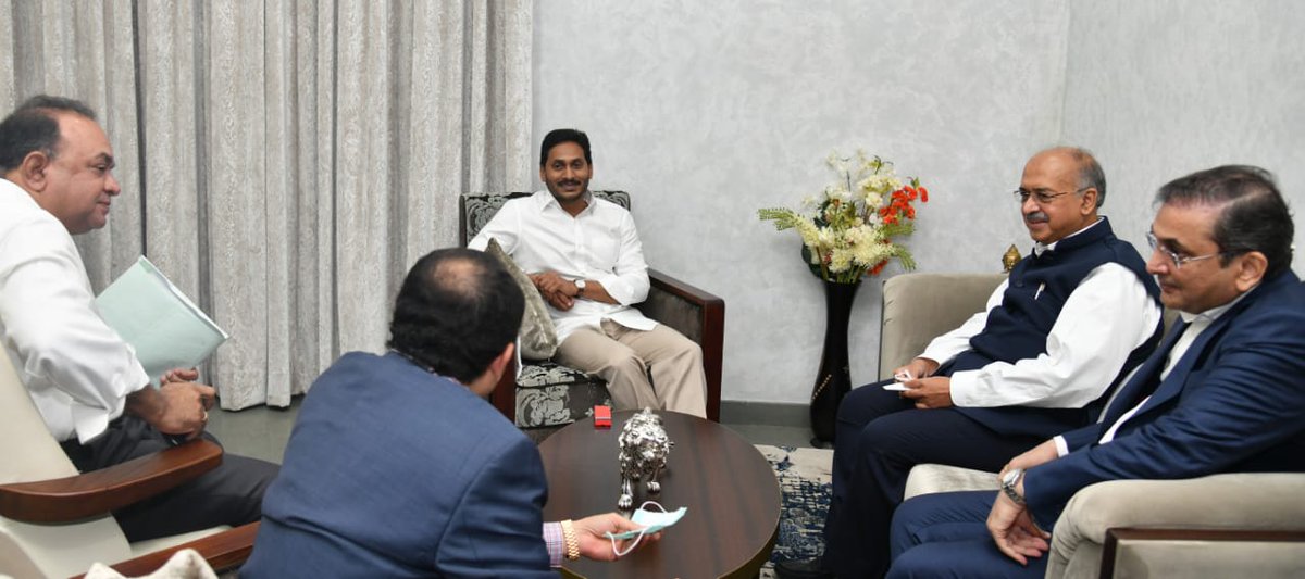 AndhraPradeshCM's tweet photo. Sun Pharma Founder Mr Dilip Shanghvi called on Hon’ble CM Sri @ysjagan at the camp office today and discussed the investment opportunities in AP. @SunPharma_Live is planning to set up a manufacturing unit in the state. 1/2 https://t.co/PBxOHVUvNn