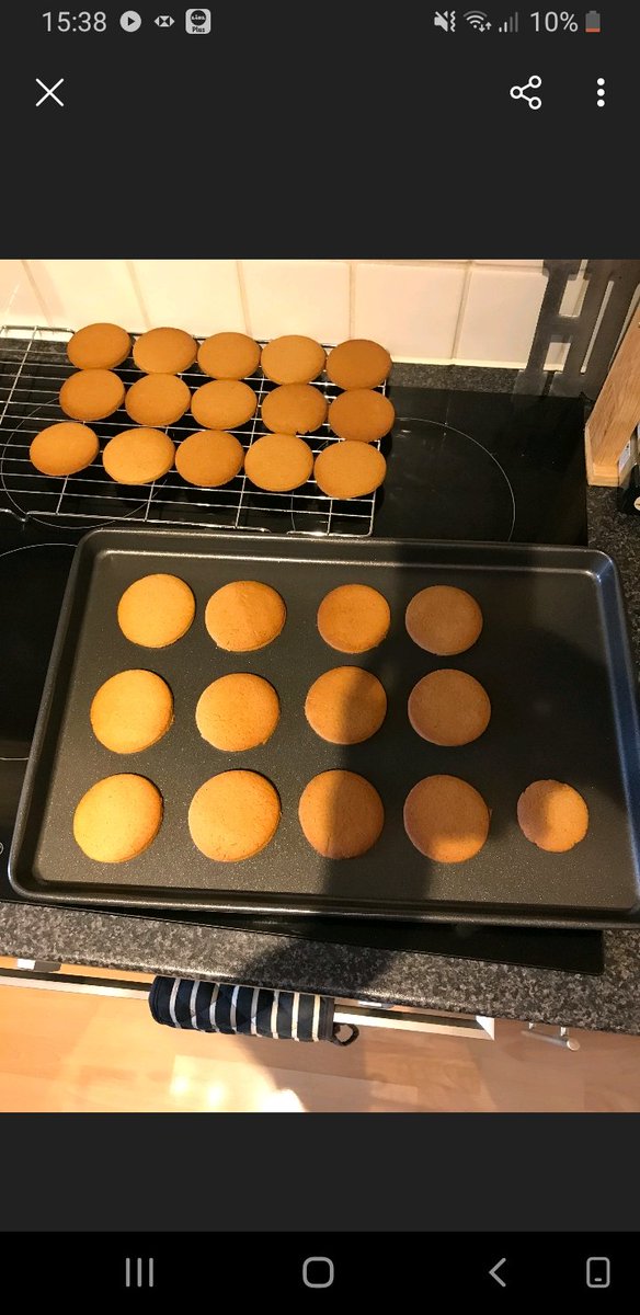 BDBFood's tweet photo. IH (Y7) your Gingerbread cookies are perfect in colour as well as shape. They look very delicious and tempting. Fantastic effort. #ProudOfBDB #fliplearning #festivebaking #gingerbread @welovewoking https://t.co/KMWjbPt2ZN