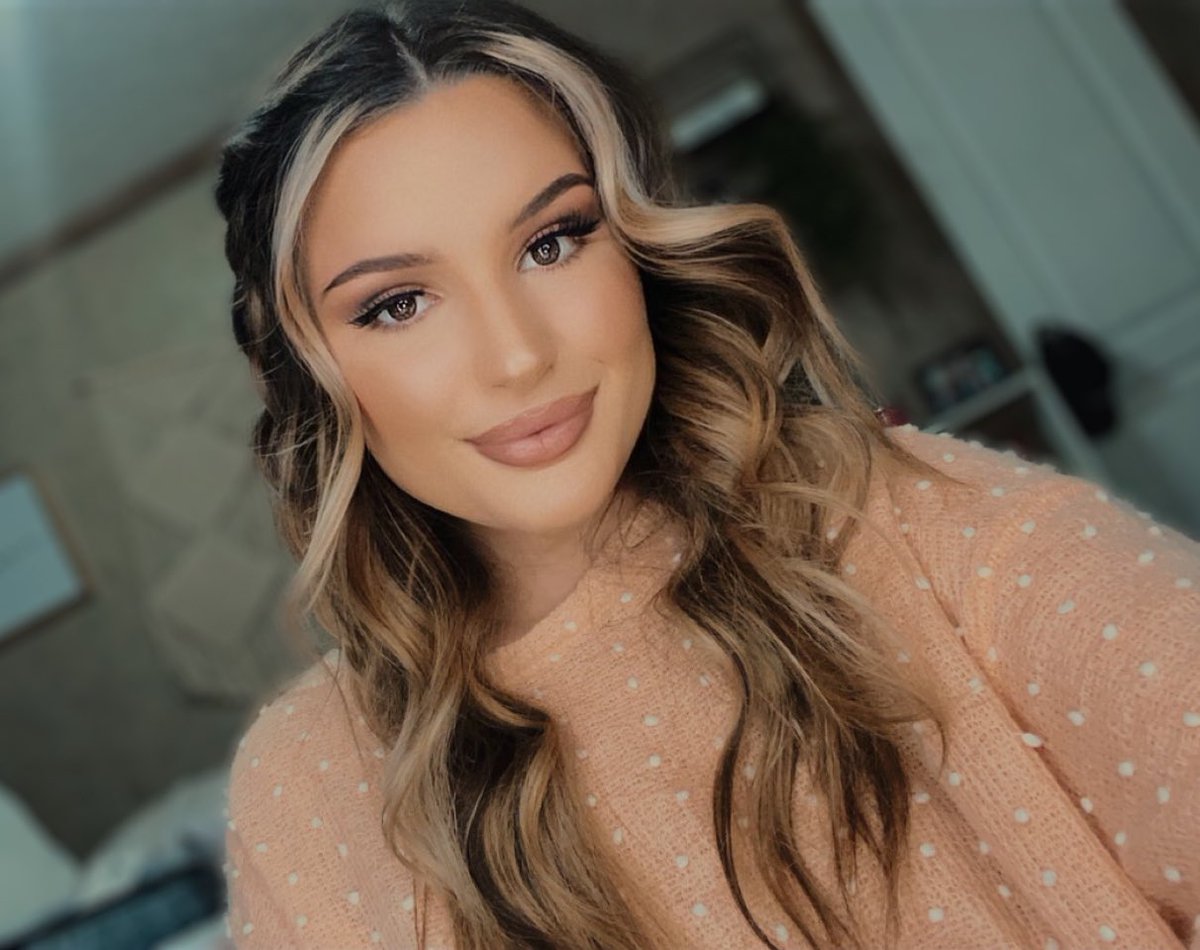 M A D D Y🦋 tweet media