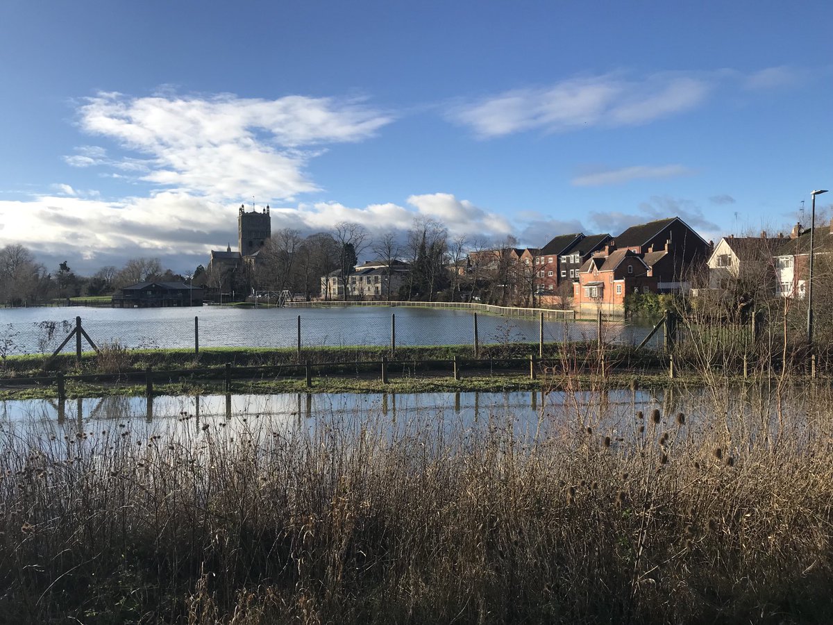 GwynWilliams66's tweet photo. Two Yuletide cricketing traditions … 1. Winter flooding at TCC 2. English batting capitulation. Our ground will be in good shape in a few weeks. Not sure our test match XI will be. https://t.co/pgd0C7kl9m
