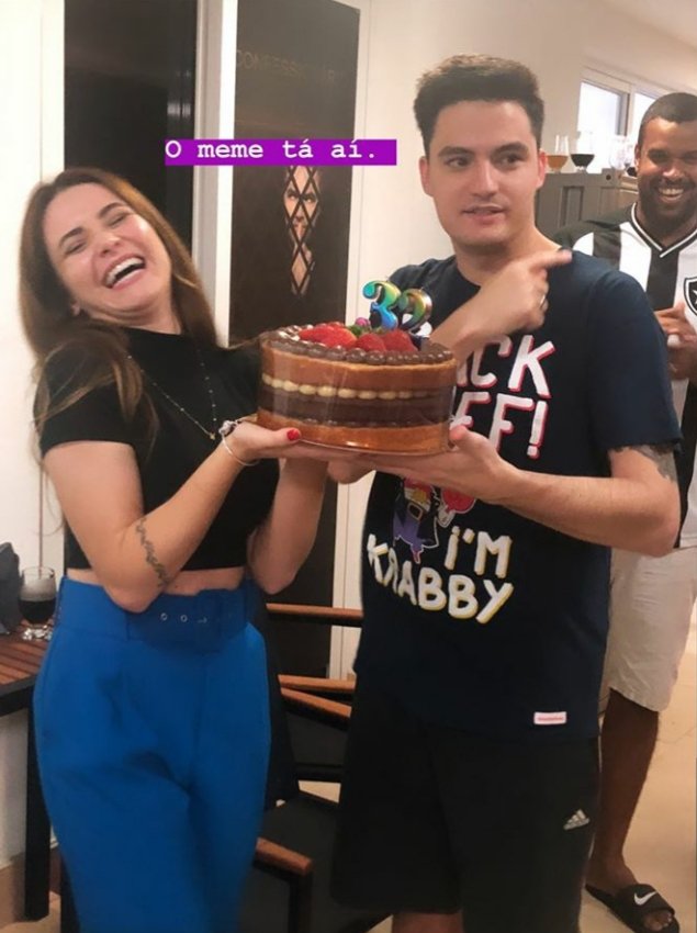 gabifeneto's tweet photo. Tá tudo certo meus amores...🥺🤍
#forçafelipeneto #forçabrunagomes https://t.co/MNNIqvmgGz
