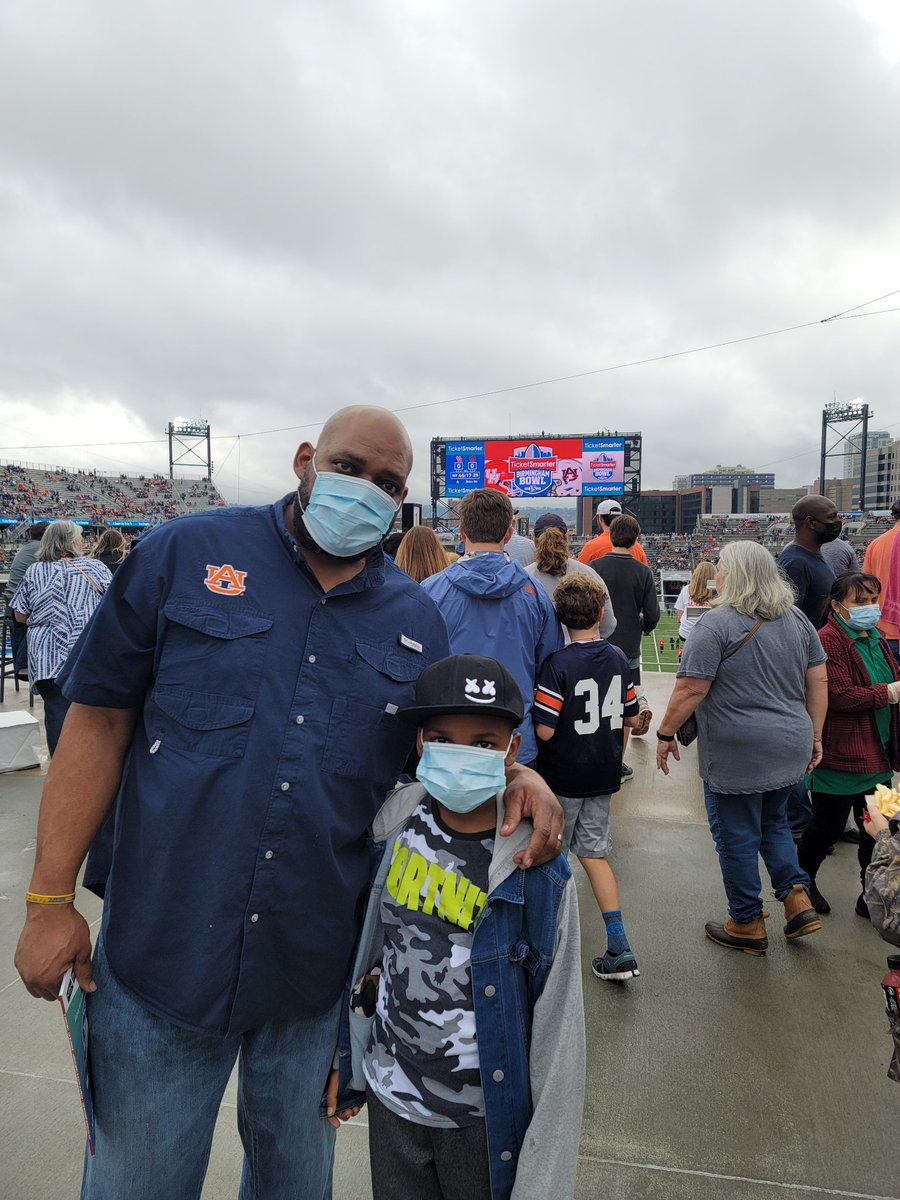 QueFixIt's tweet image. #BirminghamBowl #GameStop