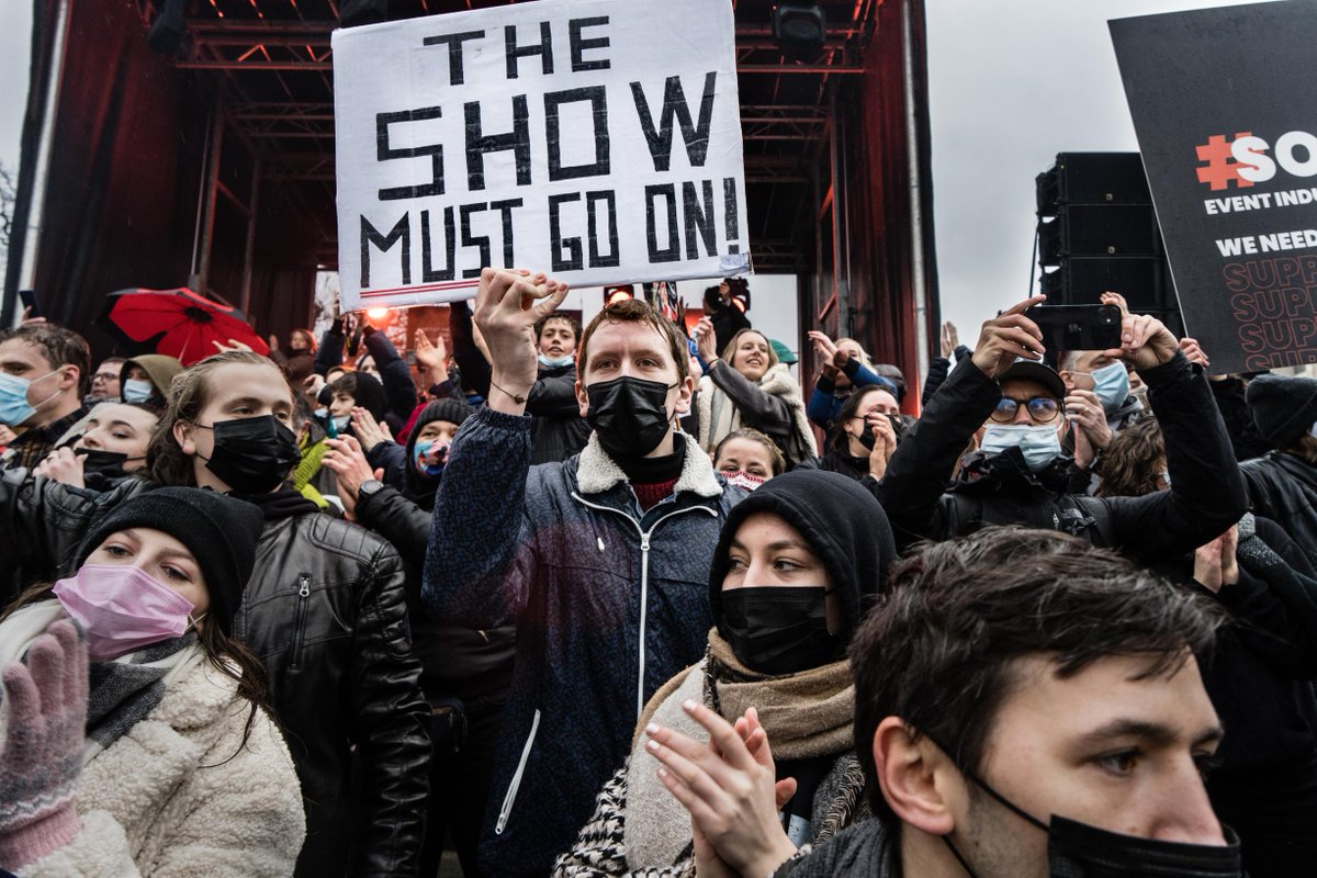 De Standaard tweet media