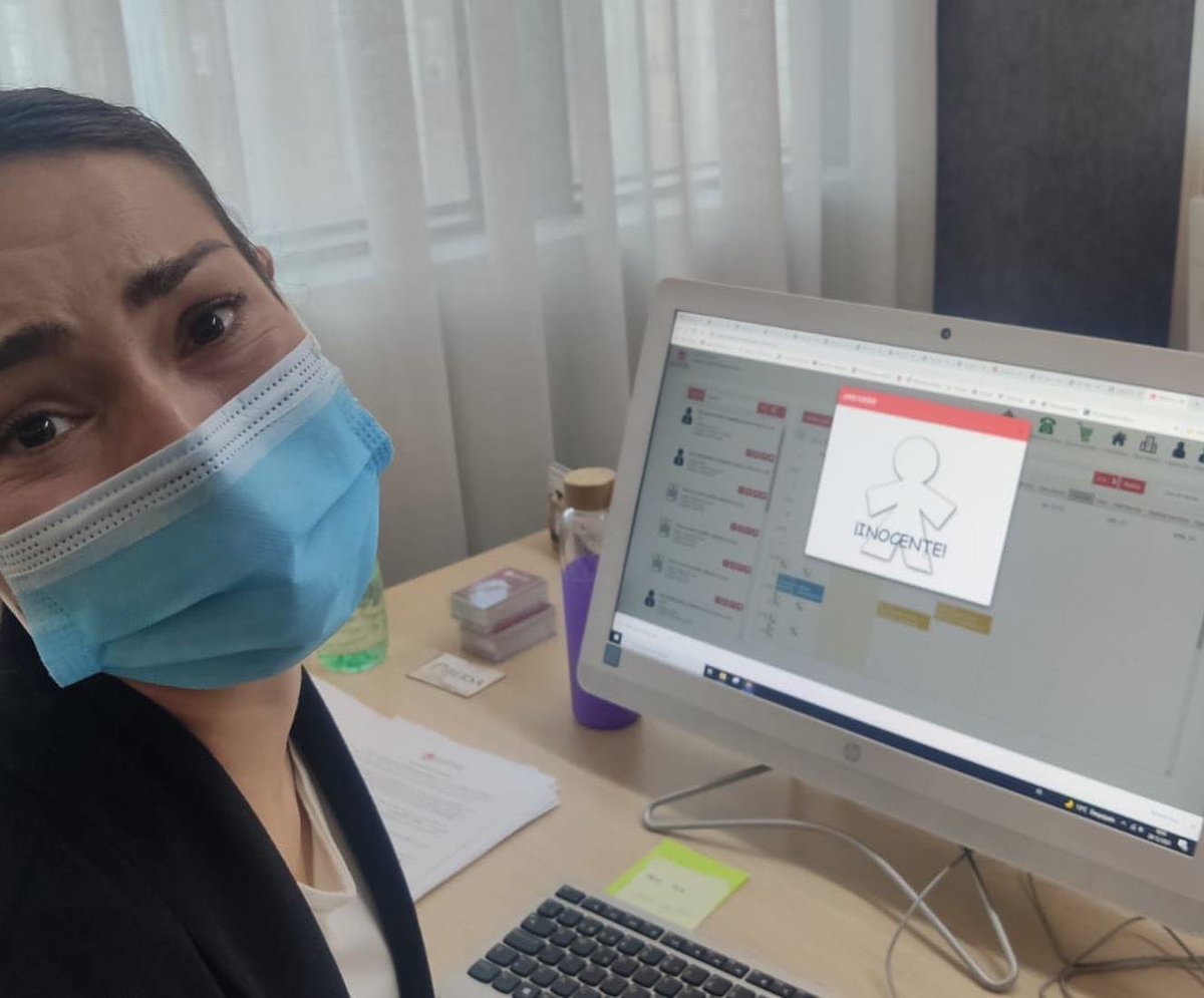 BafreIN's tweet photo. 👉🏻Hoy para celebrar el #diadelosinocentes hemos gastado una pequeña broma a nuestros comerciales 😈 😜 y …casi todos han caído ✌🏼
¡¡¡INOCENTES 😀😀!!!
❣️Gracias a nuestros programadores de @TicRevolution por su ayuda.
#inmobiliaria #inmobiliariamadrid #bafre https://t.co/ZVkzIND4KN