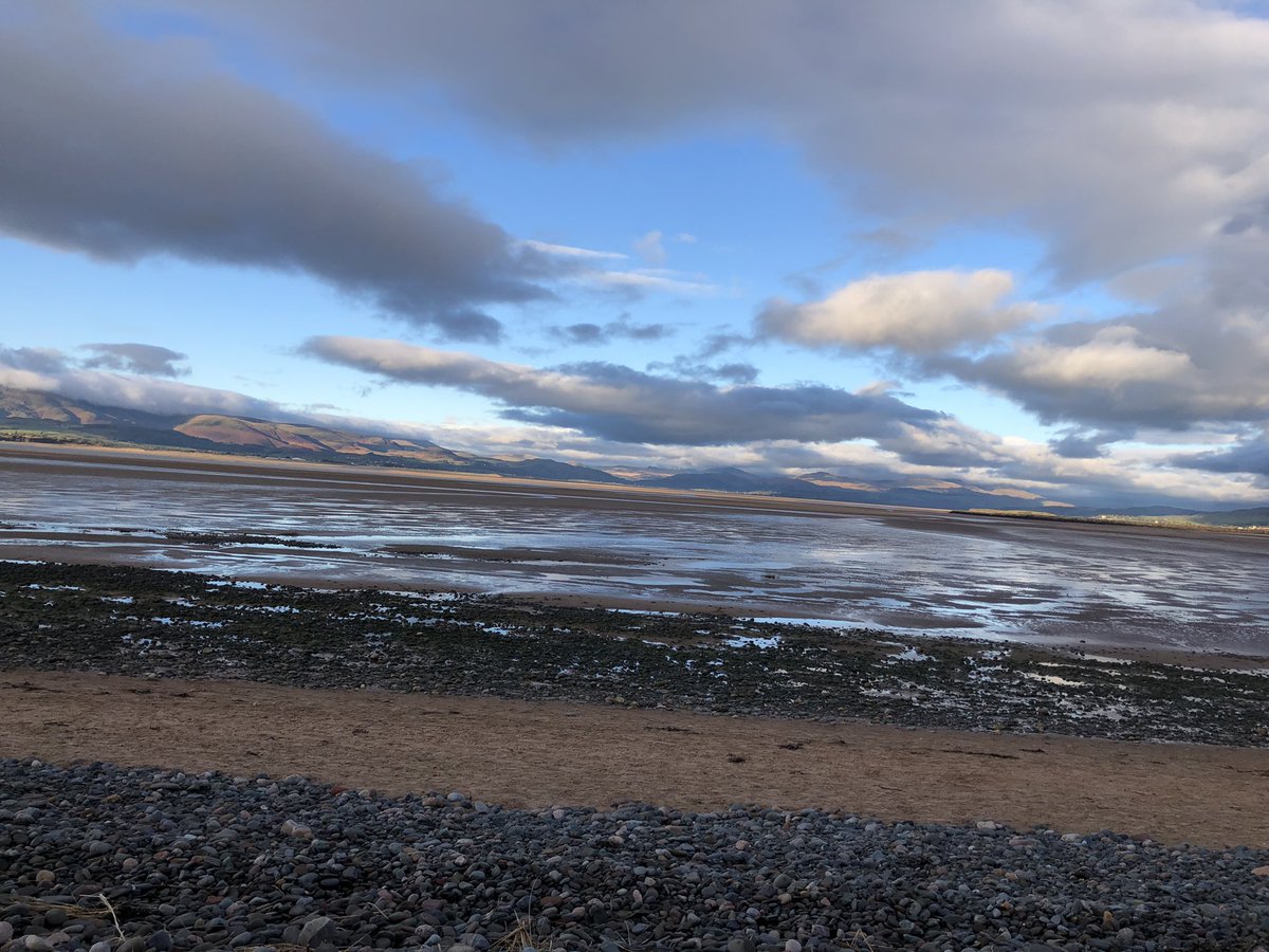 jorycroftmalone's tweet photo. afternoon sun at #sandscale #Cumbria #goodforthesoul @collins_ce https://t.co/wp6uVXuPxp