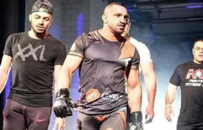 @Gmar791 <a href="/rsarille4/">Ramón Sarille</a> <a href="/elmundoes/">EL MUNDO</a> Pues aquí los escándalos en prensa son justo los contrarios: muere el luchador de 35 años Suleiman Mohammad tras vacunarse y es un escándalo.

Que luego lloriqueen de la "libertad" española y tal.

middleeast.in-24.com/sport/News/139…