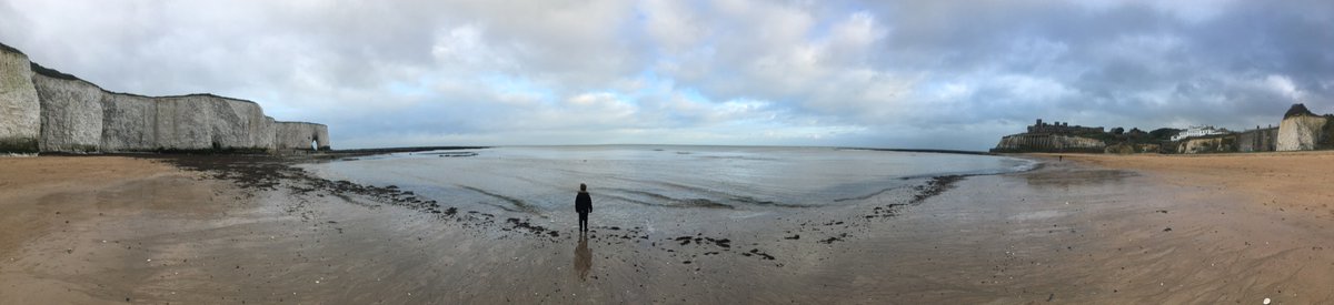 Lovely beach walk today #kentcoast #christmaswalk