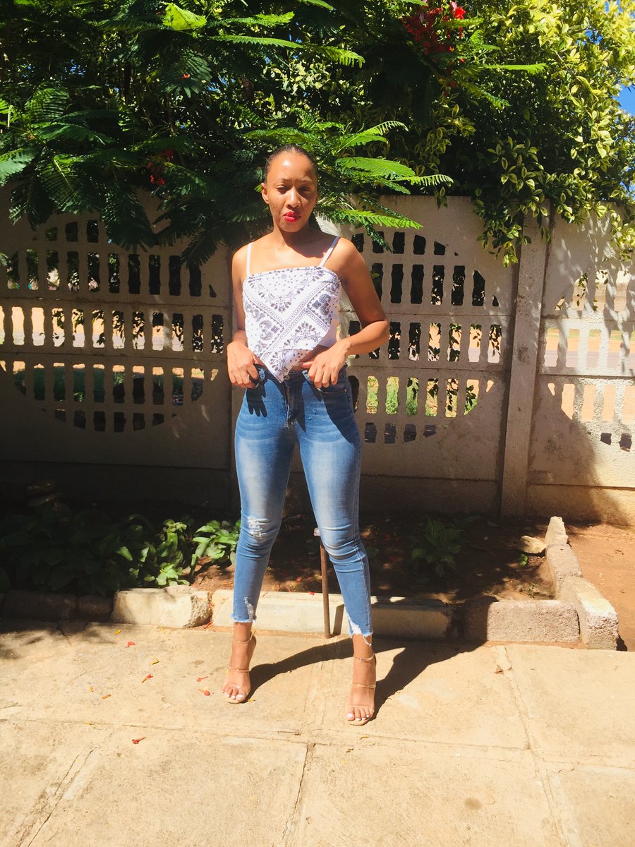 KModubi's tweet image. 