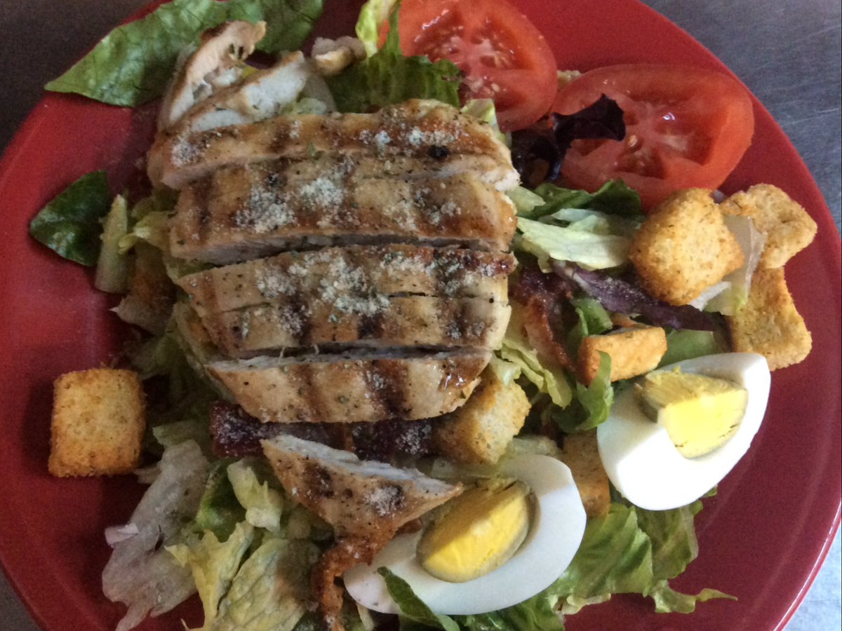 TCsReferee's tweet photo. Ahhhh, every day is a great day for a FRESH REF SALAD.

TERRIFIC TUESDAY SOUPS (12.28.21) ...
Cajun Chicken Dumpling // Tomato Zucchini 

#SaladLocal https://t.co/zjapLPRyfo