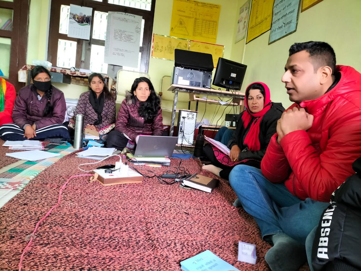 HeyShashankkk's tweet photo. 90 villages(Uttarakhand) will have 24*7 access to our doctors for FREE-CONSULTATION.Partnered with local healthcare workers to empower the community with primary care . Now everyone can dial 88569-88569 . Ab bas ek call par doctor ( as one of the healthcare worker said to me) https://t.co/1Ka5J8wRsS