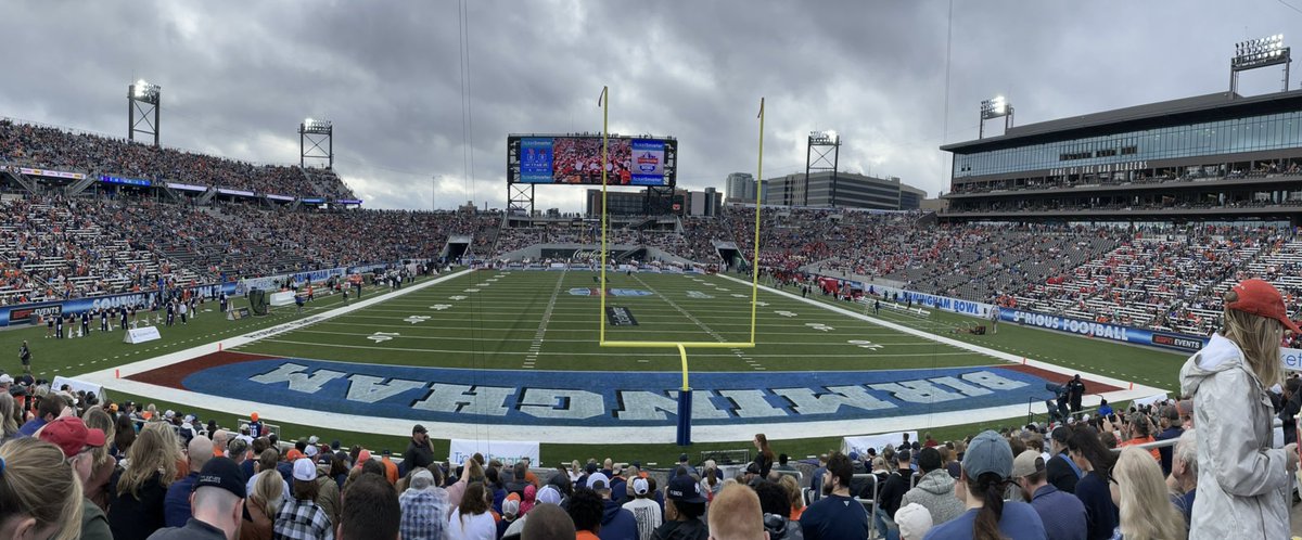 InfiniteAuburn's tweet photo. Letโs Goooooo! #BhamBowl #auburn #auburnfootball https://t.co/GKHWJlHBYV