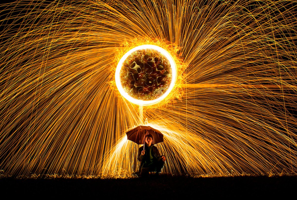 The year is almost over‼️
You still have a few days to become a dealer before the nugget burn out🔥
This is your chance to receive the last @cicheroart sculptures of 2021✨

Get yours at 👉opensea.io/collection/gen…

#nft #nfts #nftcollectors #nftcollection