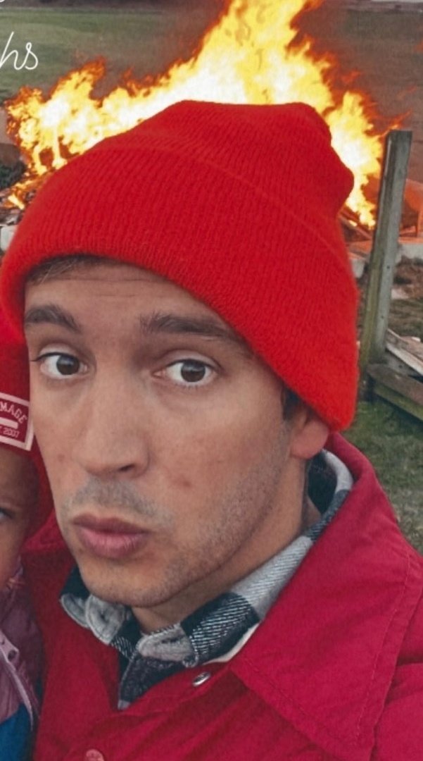 clikkoven's tweet photo. today's content 💓❤️💘💖💘💖💓😭 https://t.co/rGnvS0T0re