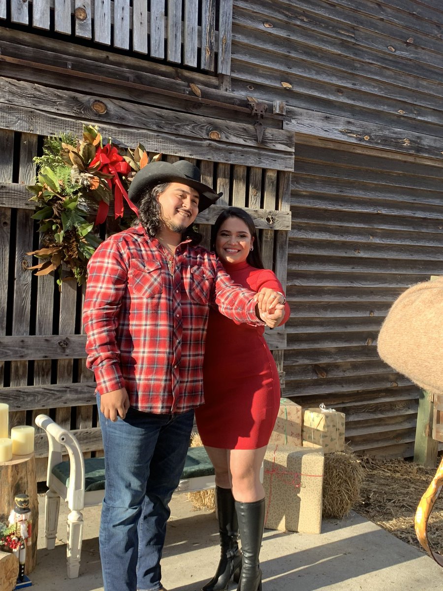 lizbethsal5's tweet photo. I still can’t believe this is real 🤍💍
I just feel so complete https://t.co/ulv1MxXe2M