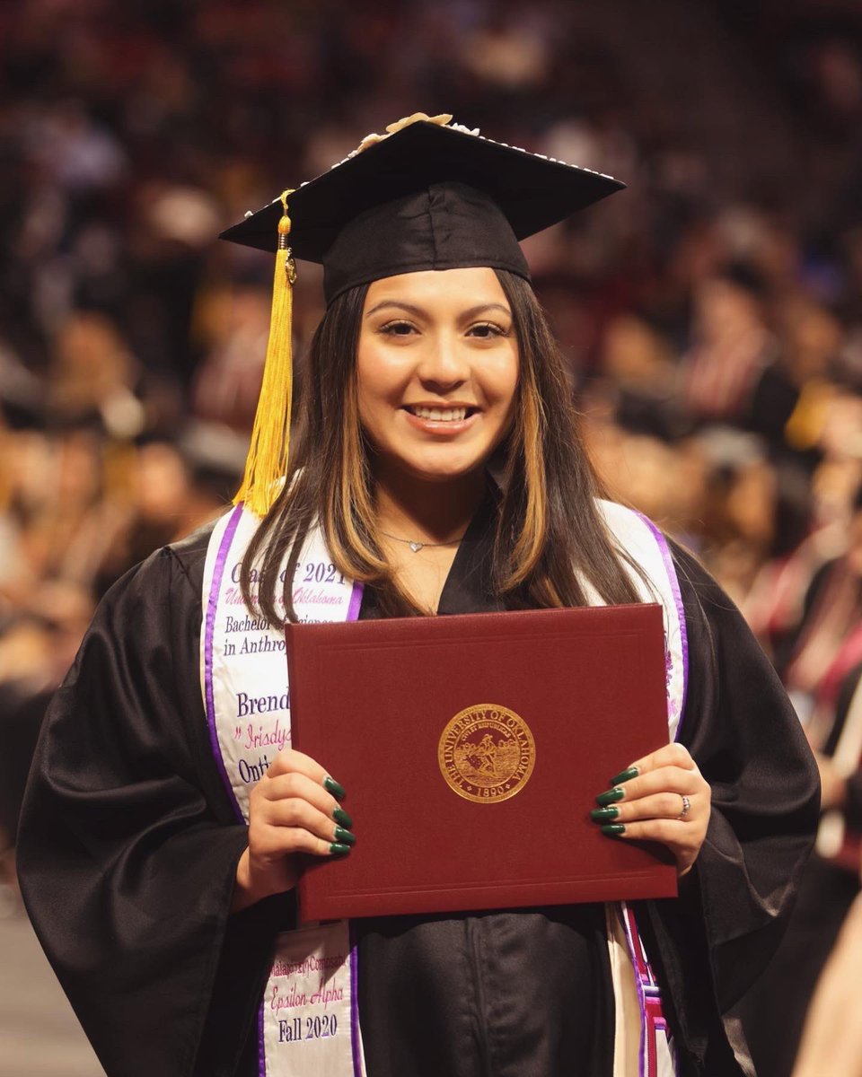 OUGammas's tweet image. #gammasgraduate

Congratulations to our sister Brenda “Irisdys” Rambitan Ontiveros, the deuce of the Malaρότερη Comosatu Epsilon Alpha line!!

Brenda has graduated with a Bachelors of Science in Human Health and Biology.