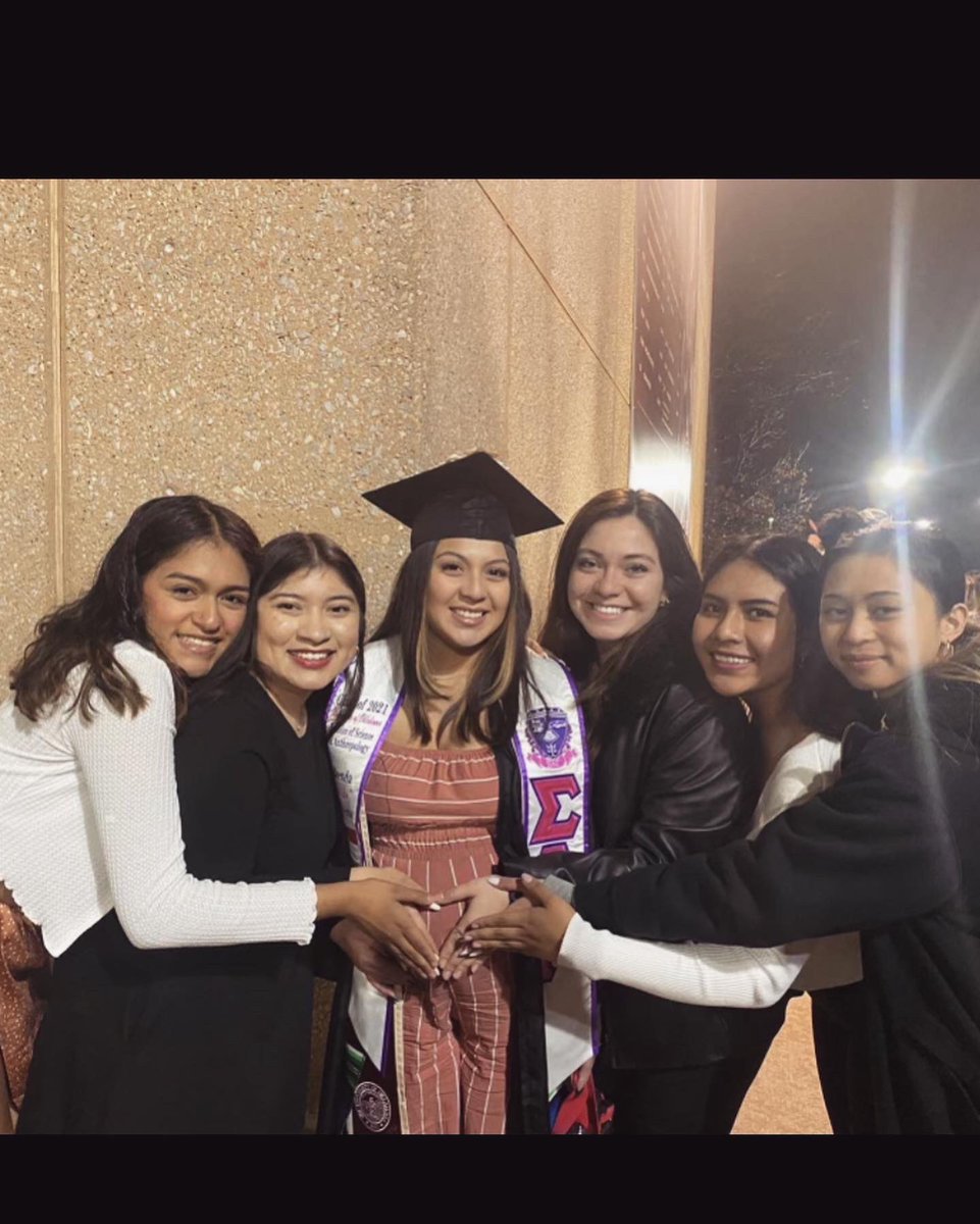 OUGammas's tweet image. #gammasgraduate

Congratulations to our sister Brenda “Irisdys” Rambitan Ontiveros, the deuce of the Malaρότερη Comosatu Epsilon Alpha line!!

Brenda has graduated with a Bachelors of Science in Human Health and Biology.