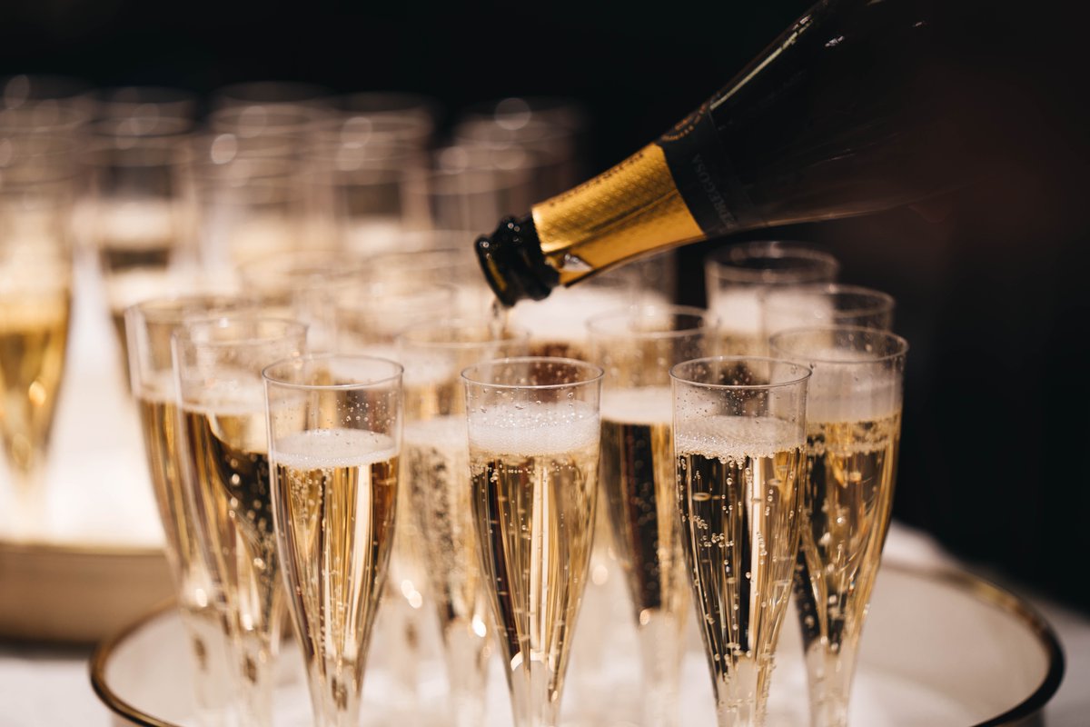 𝑯𝒐𝒘 𝒂𝒓𝒆 𝒚𝒐𝒖 𝒄𝒆𝒍𝒆𝒃𝒓𝒂𝒕𝒊𝒏𝒈 𝒕𝒉𝒆 𝑵𝒆𝒘 𝒀𝒆𝒂𝒓? 🎉 🥂 
Let us know in the comments. ⬇️ 

#NewYear #Celebrate #HappyNewYear #Southampton