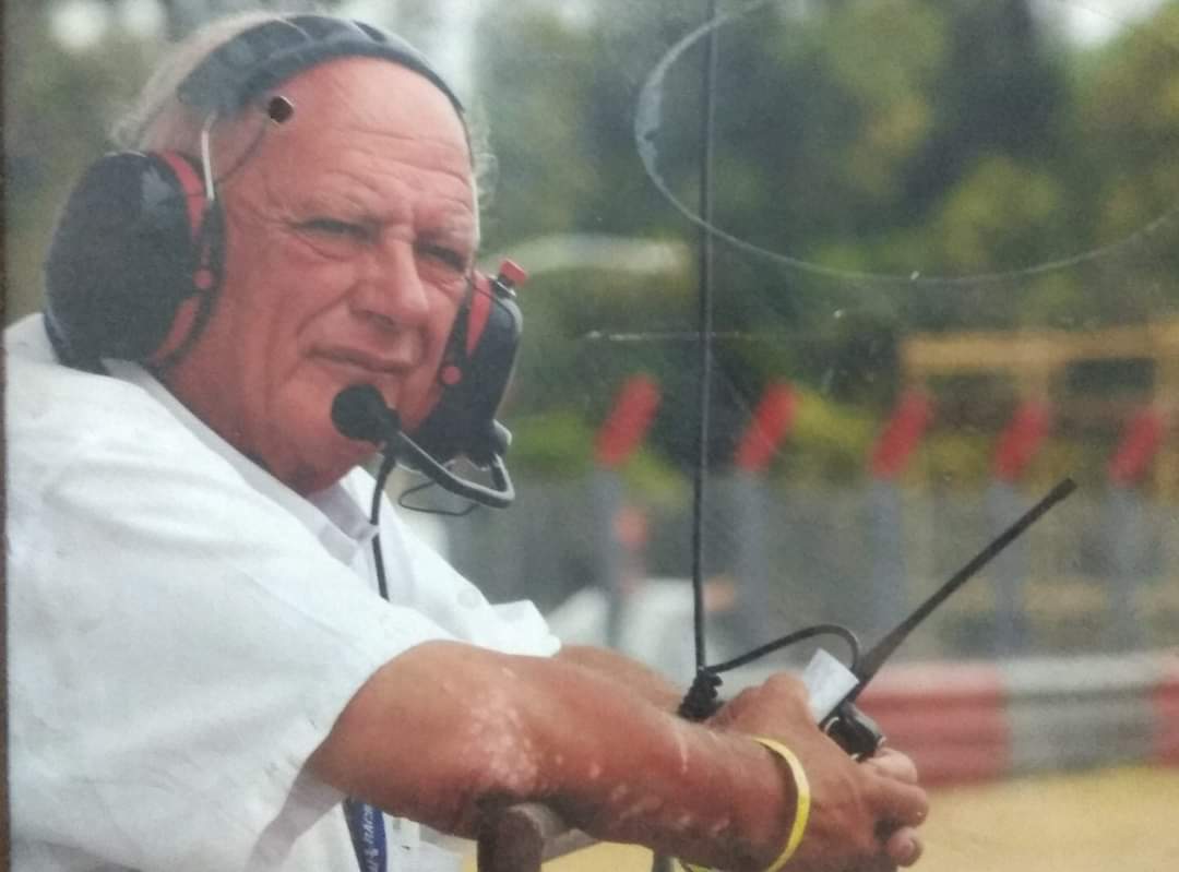 7 ...??

Sip

7 años sin vos...

Te extraño... Beso al cielo...