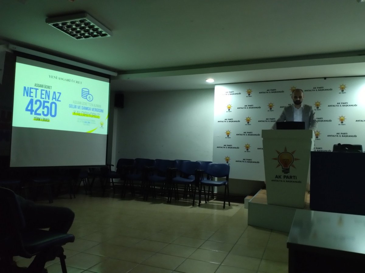 İl Gençlik Kolları Başkanımız <a href="/alibayramdogan/">Av. Ali Bayram DOĞAN 🇹🇷</a> ‘ın başkanlığında Yönetim Kurulu Toplantımız gerçekleştirildi.
#AntalyanınGüçlüGençliği 

<a href="/eyupkadirinan/">Eyyüp Kadir İnan</a>
<a href="/ethemtas/">Av. İbrahim Ethem TAŞ 🇹🇷</a>
<a href="/avyusufibis/">Yusuf İBİŞ</a>
<a href="/YUSUFSALTIK_/">Yusuf SALTIK</a>
<a href="/alibayramdogan/">Av. Ali Bayram DOĞAN 🇹🇷</a>