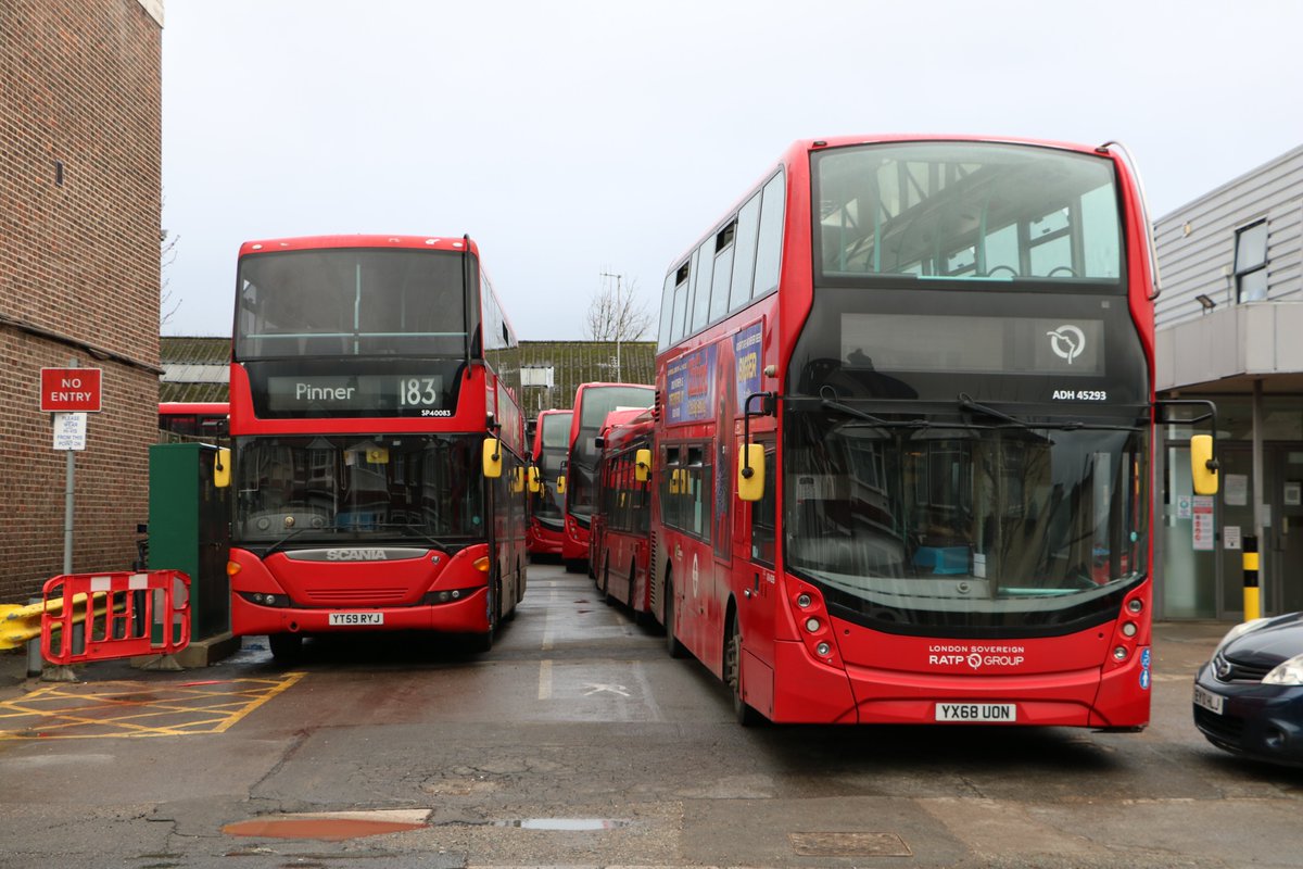 BusesInLondon's tweet photo. Where are #London #Buses parked on Christmas Day?
Watch the video here: https://t.co/DPiNDE34oO https://t.co/X9QfpRxwbE