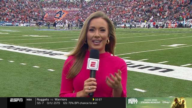 BrooksAD's tweet photo. 🏈 First of four @ESPNCFB bowl games today: @Birmingham_Bowl! Taylor Zarzour, @EricMacLain &amp; @taylorbethdavis on the 🎙️

S/O to #TwitterlessTaylor, who jumped on this game with short notice. He's also calling the TaxSlayer Gator Bowl with @mstinch79 &amp; @AlyssaLang on Friday https://t.co/e7GaSoMkrq