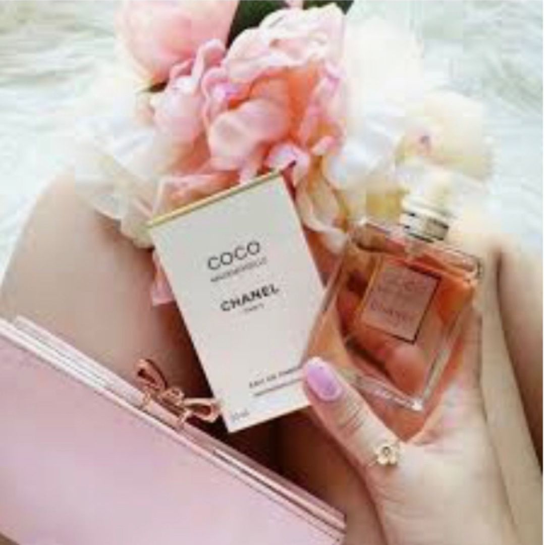 Stephan54707262's tweet photo. #favoritefragrance #pink #influenster #chanel https://t.co/znYIx4XiBN https://t.co/H74rtuVbtE