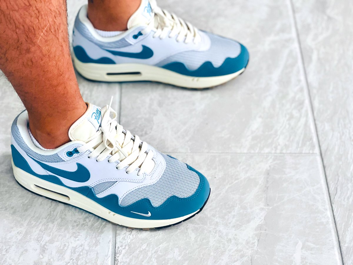 nike air max 1 the wave