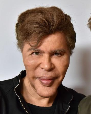 🉐 charon tweet media