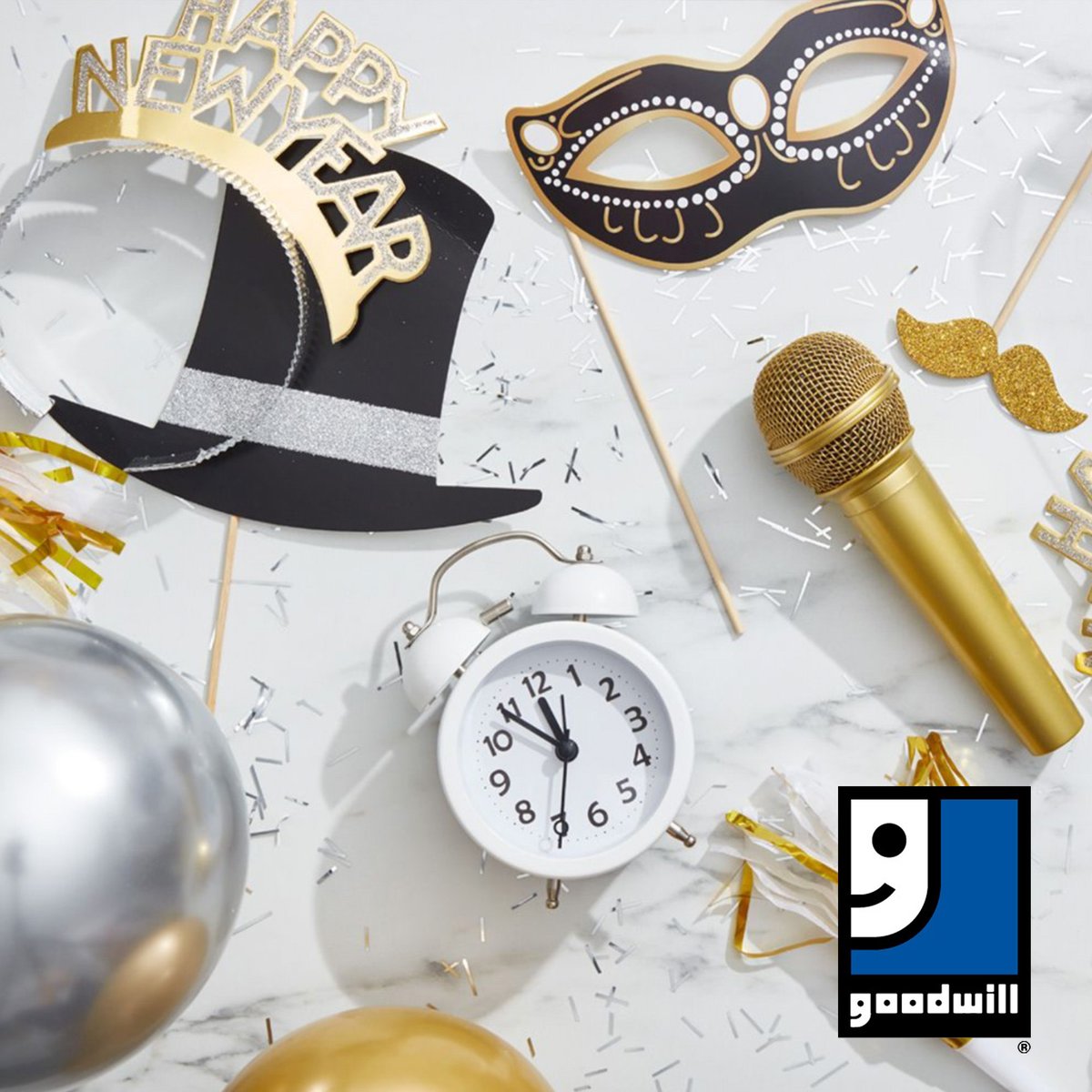 Find your #NewYears essentials at Southern Oregon #Goodwill! Stock up on plates, games, movies, hats + more to celebrate the start of 2022!

Our retail stores are OPEN New Year's Eve and New Year's Day! Find locations at sogoodwill.org