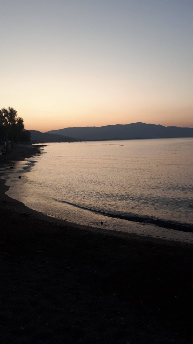 akyolburak21's tweet photo. Peaceful 
#NaturePhotography https://t.co/BnoKyV5v17