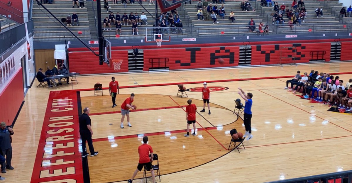 Proud of our guys, Mitch Renfrow &amp; Colby Gates, for repping CC at the 3-point shootout.