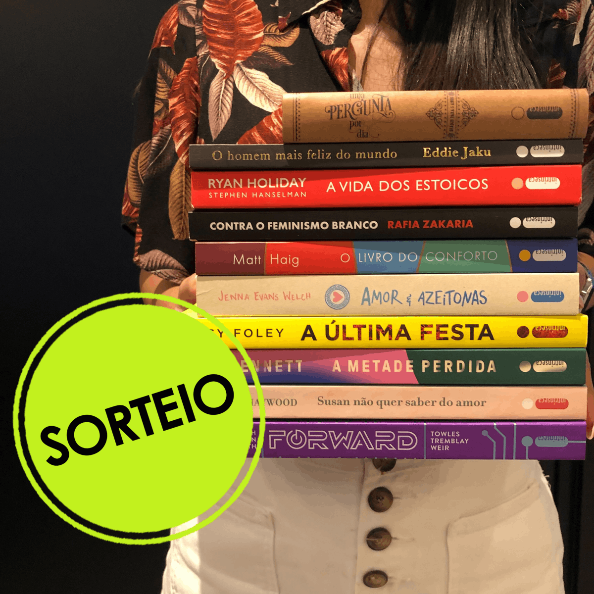intrinseca's tweet photo. Que em 2022 você tenha um ano repleto de amor e livros! 💓
Celebre essa data especial com o nosso último sorteio do ano.

Siga o nosso perfil, dê RT neste post PUBLICAMENTE e preencha o formulário no blog: https://t.co/zRSO1MG0lV

Resultado: 03/01 https://t.co/78vaWEAbeD