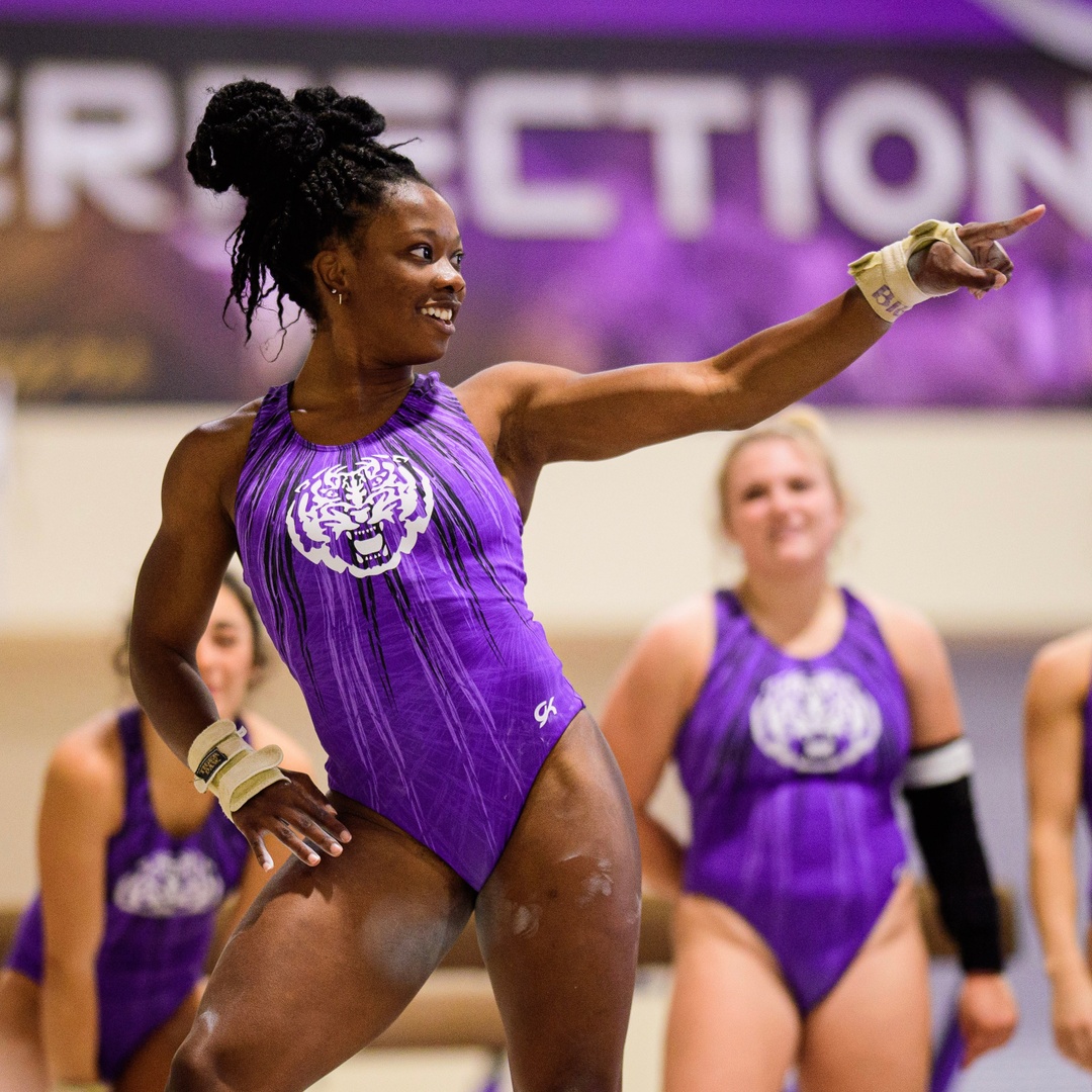 lsutaf's tweet photo. Are you excited to watch our Tigers stick the landing? 👑 

1️⃣0️⃣days left until @LSUgym is back on the mat! 

#BornToBeTigers #StickCrowns https://t.co/ewbDEXs7DO