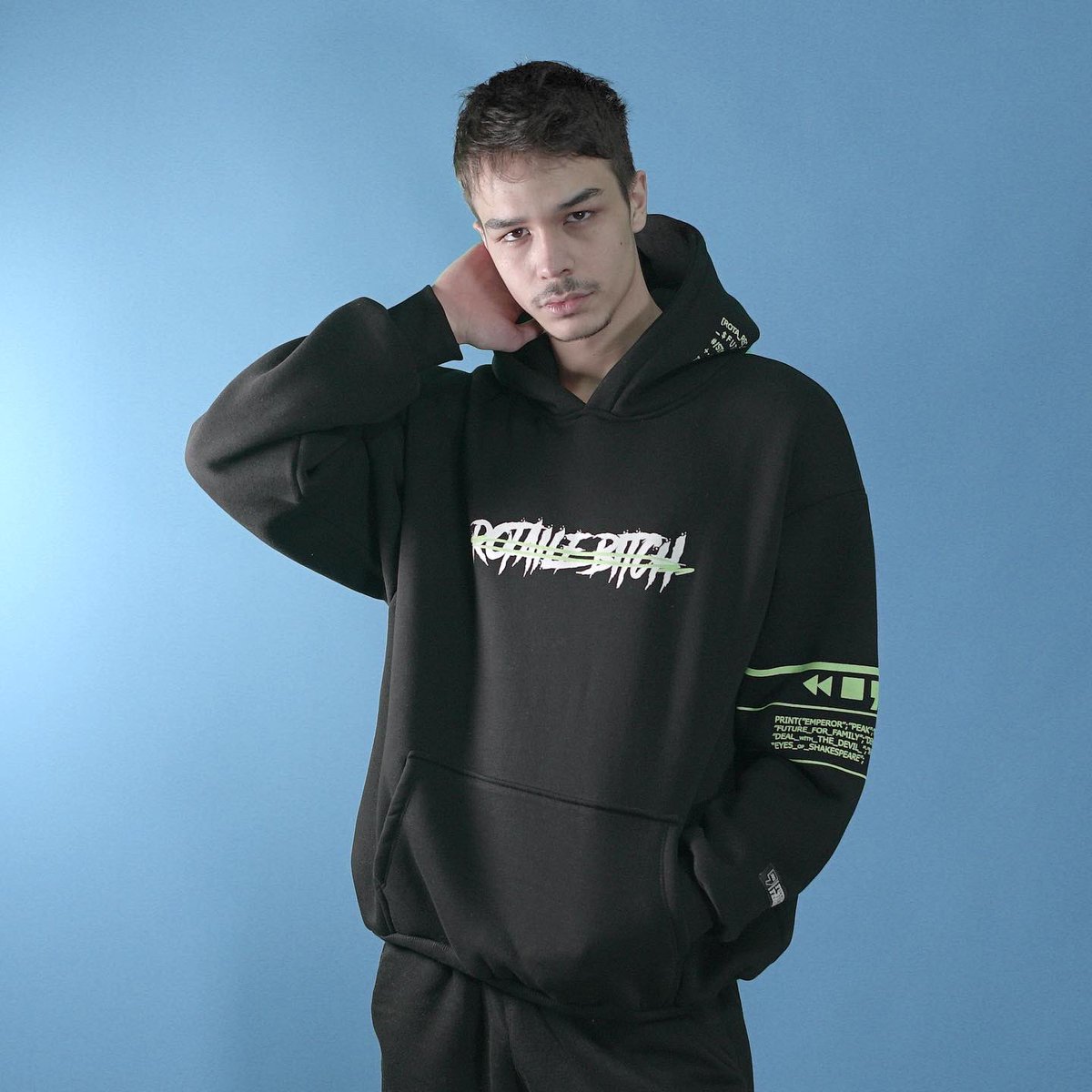 Kış sezonunun ikinci ürünü!
Yılbaşı kampanyamız kapsamında 1 Ocak tarihine kadar indirimli fiyatıyla sizlerle.
🔥 rotaileshop.com 🔥