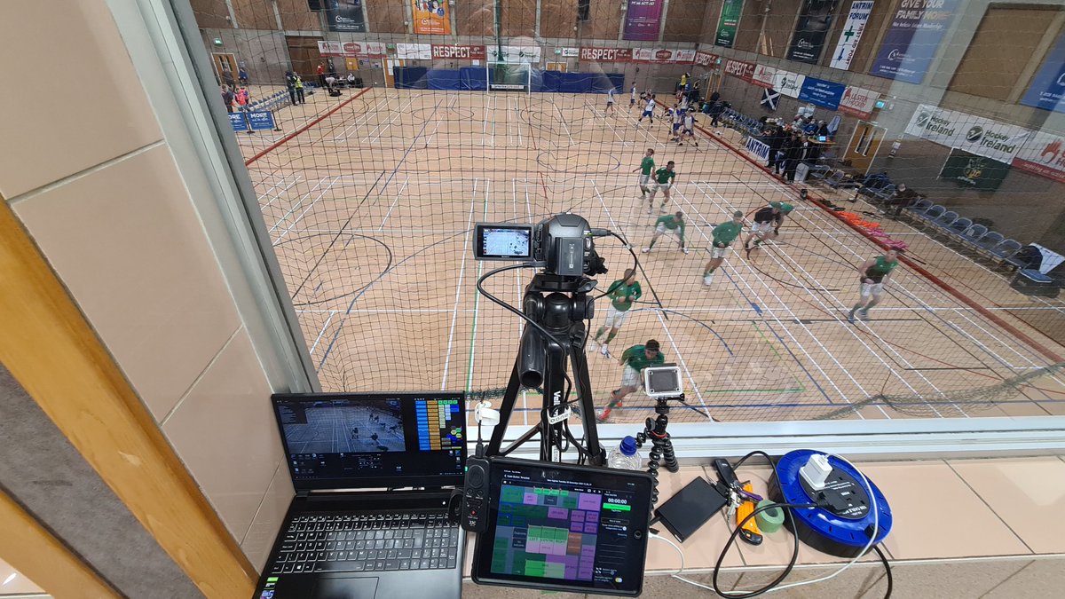 Warm up- 1st Test, <a href="/IIndoorhockey/">IrelandIndoorhockey</a> v <a href="/ScottishHockey/">Scottish Hockey</a>. Head over to <a href="/irishhockey/">Hockey Ireland</a> to get the YouTube link. #lovetheboards #indoor.