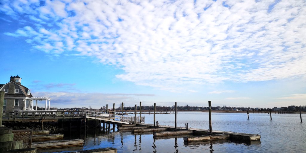 AnnaZalazar's tweet photo. When in New England #lunchview https://t.co/rfAR2pMcpW