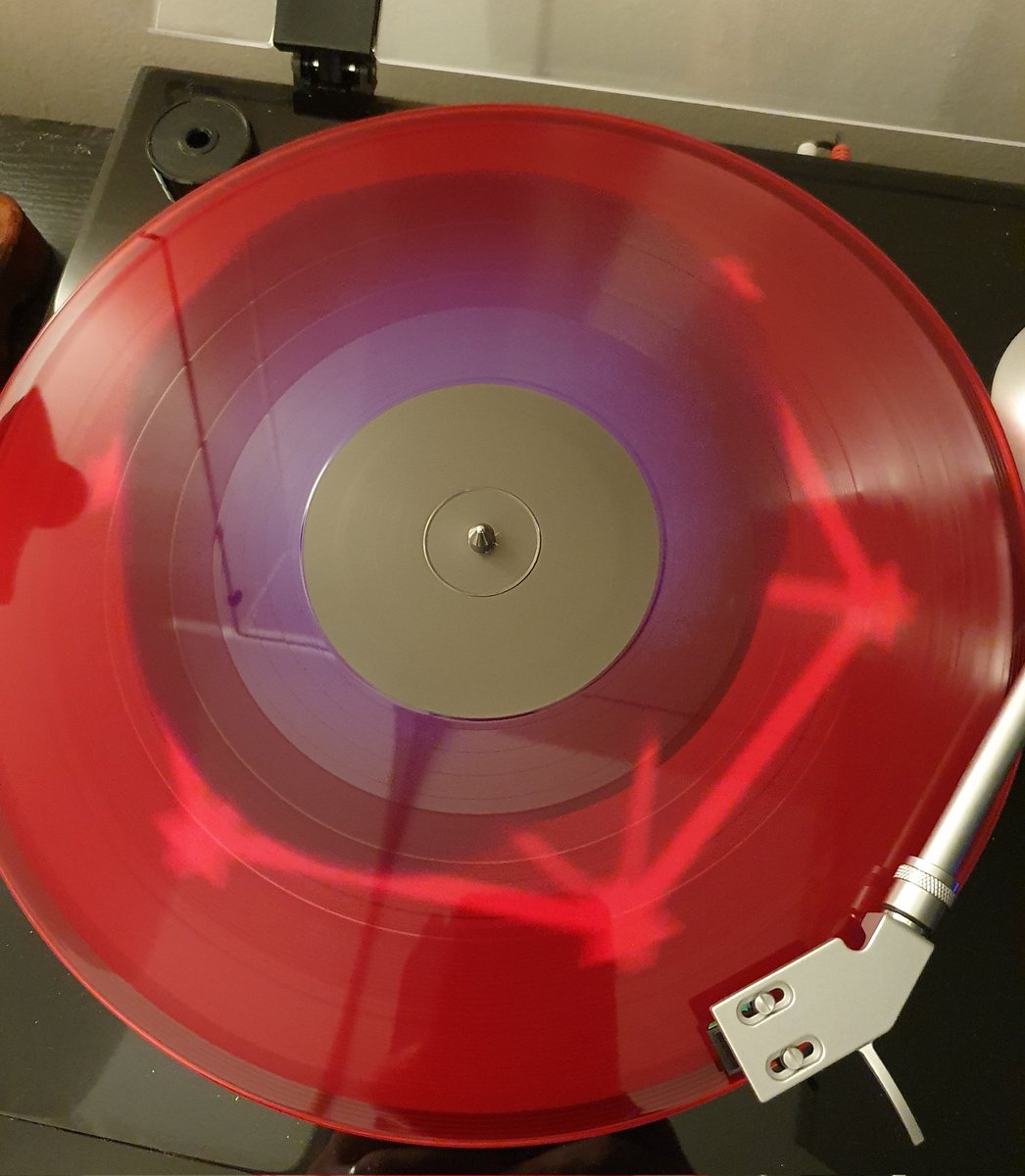mobynick303's tweet photo. #NowPlaying @thomasragsmusic @CastlesInSpace #ffion Their Voyage Into Radience #vinyl https://t.co/1kobHzoCd7