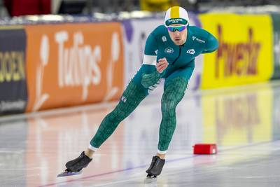 Dreumelse schaatser Jos de Vos verpulvert persoonlijk record en wordt vierde op de 10 kilometer gelderlander.nl/sport-nijmegen…