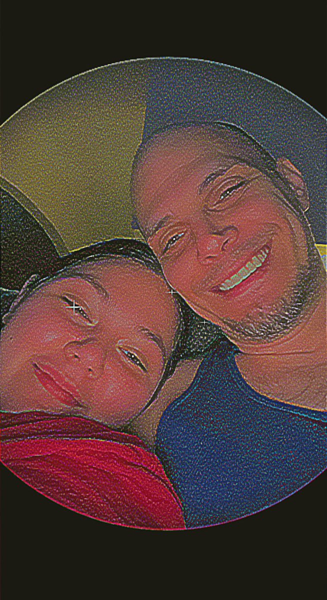 FrostSplitter's tweet image. I love you to the 🌚 and back bae💕❤️😘