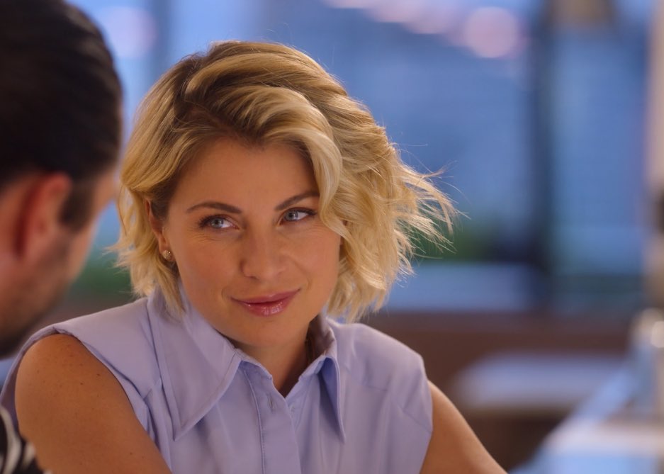 nextiflix's tweet photo. precisamos falar da beleza de ana servin nessa segunda temporada de mãe só tem duas https://t.co/UNZaAX9gZ4