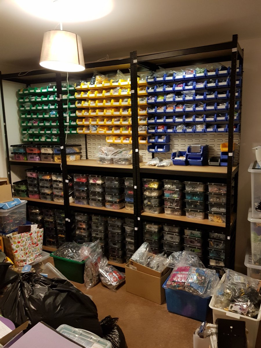 LauraProcy's tweet image. We are 3 years old. Thank you to all our customers 🎂 @waytoomanybricks