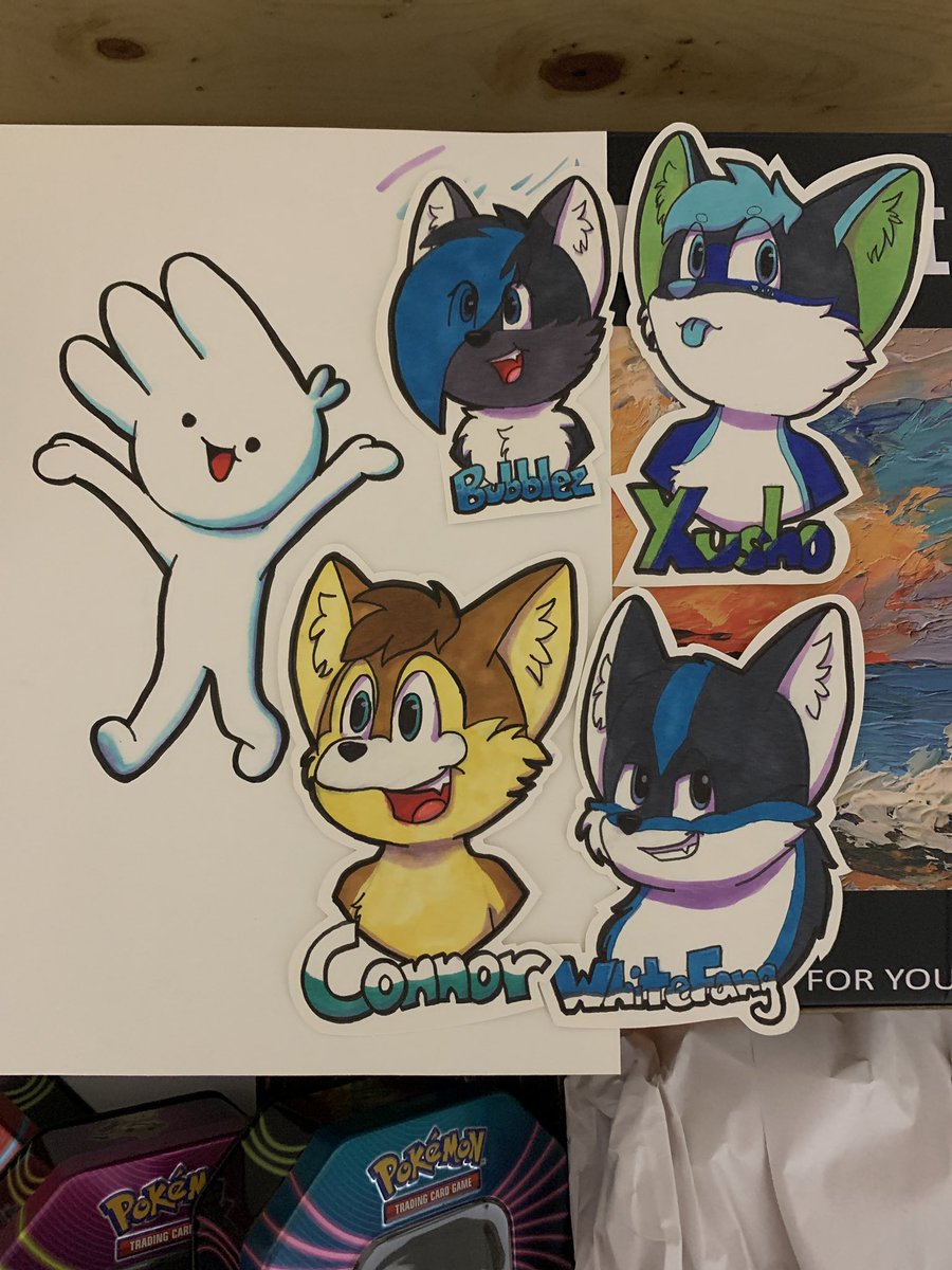 BubblezwithaZ's tweet photo. Been drawing a bit of traditional art lately! Really enjoying my @Ohuhu_official markers :3
#traditionalart #badges #furryartwork #wolf #womf #ohuhu https://t.co/2A3H7vsHAr