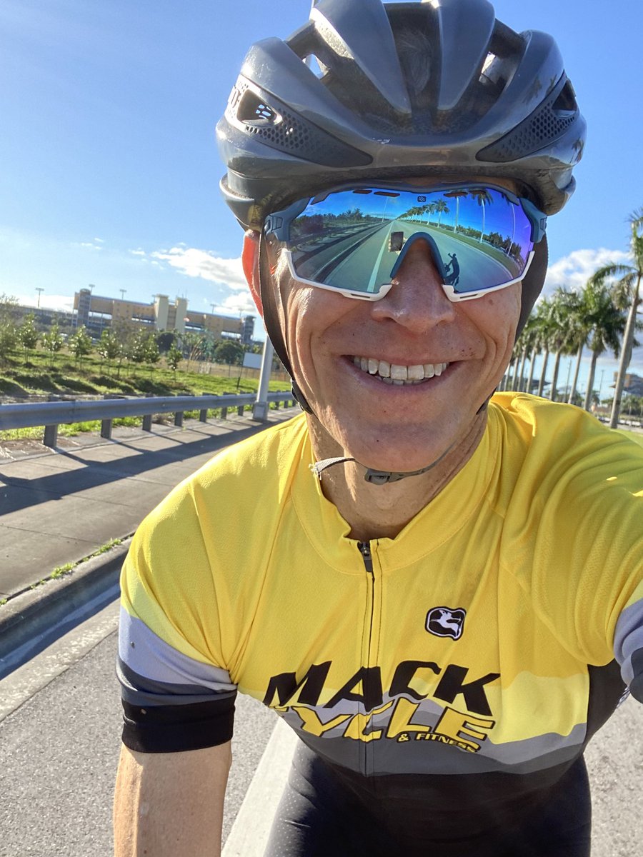 aciperski's tweet photo. Turned #timetrialtuesday into Long Ride Tuesday.  #cycling #ctsathlete #mackcycle #wearemultirace #Triathlon #triathlete https://t.co/sx1s7Vpr4k