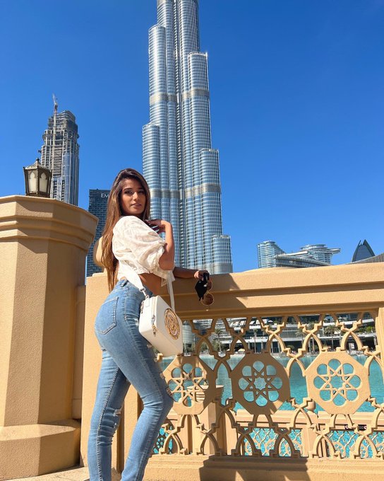 Denim time 💋 https://t.co/oECdcChOLw