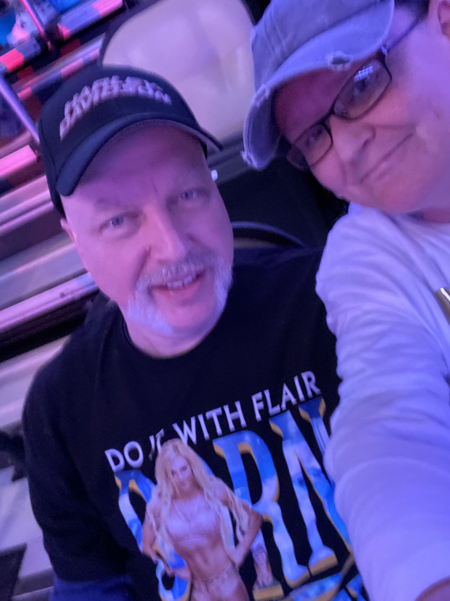 MindySaxton's tweet photo. Representing @MsCharlotteWWE https://t.co/7dpoEsGcwN