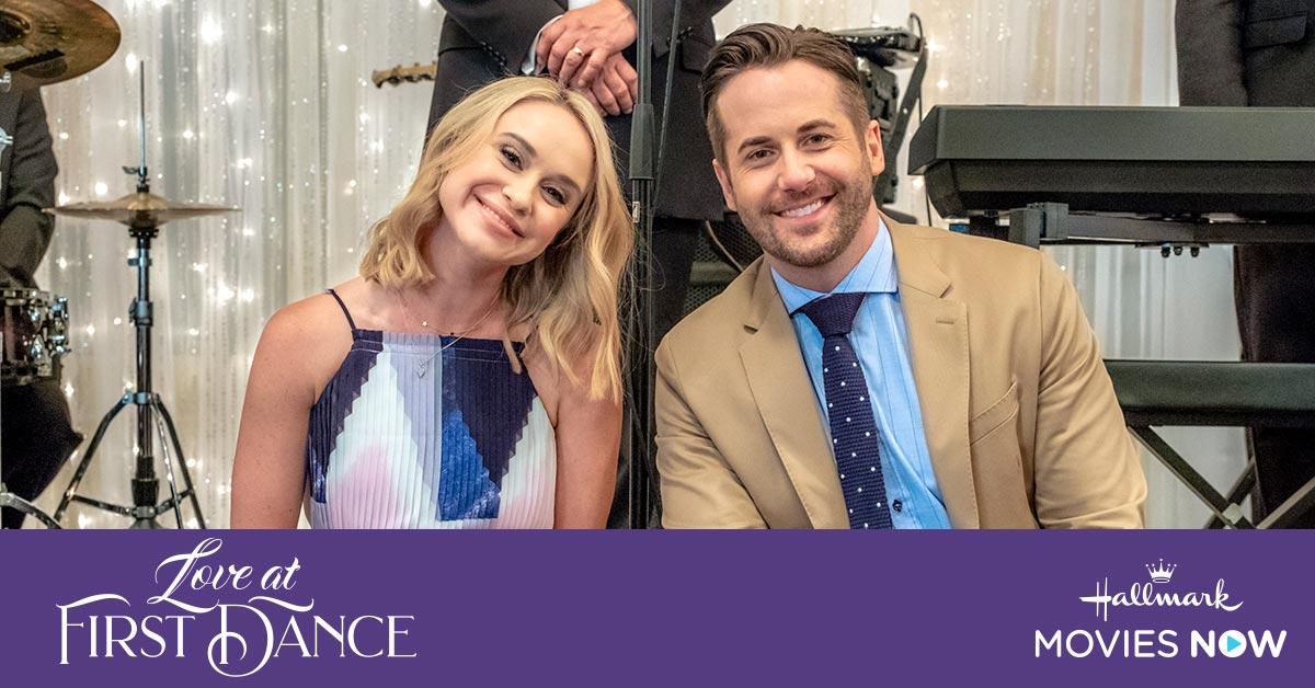 HallmarkPlus's tweet image. Stream #LoveAtFirstDance, a newly added movie on #HallmarkMoviesNow! Hope #BeccaTobin is tasked with teaching Manhattan's former "Most Eligible Bachelor" @niallmatter how to dance for his extravagant, society wedding. Could their dancing lessons turn into something more?