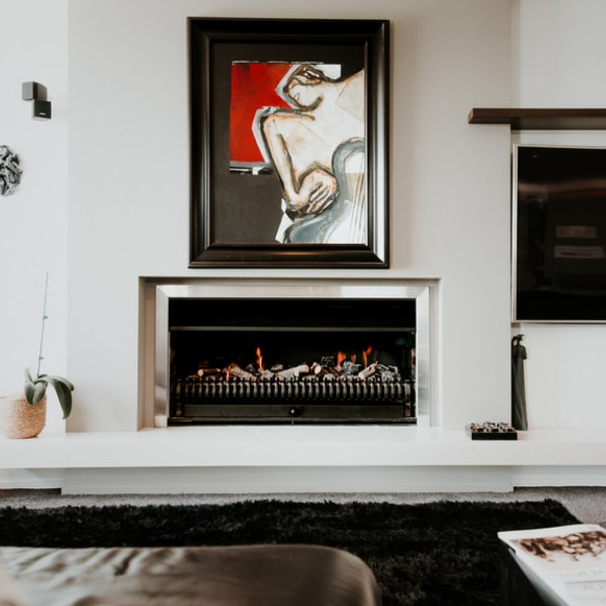 MArtandFrame's tweet photo. A new year ahead calls for striking new artwork. Which pieces will set the tone in your home for 2022? 🎨 #Framing #FramedArt #CanvasPainting #ArtForYourHome #FramingLife #MiddletonWI #Middleton #WisconsinArt #DaneCounty https://t.co/QIPsAi3hXS