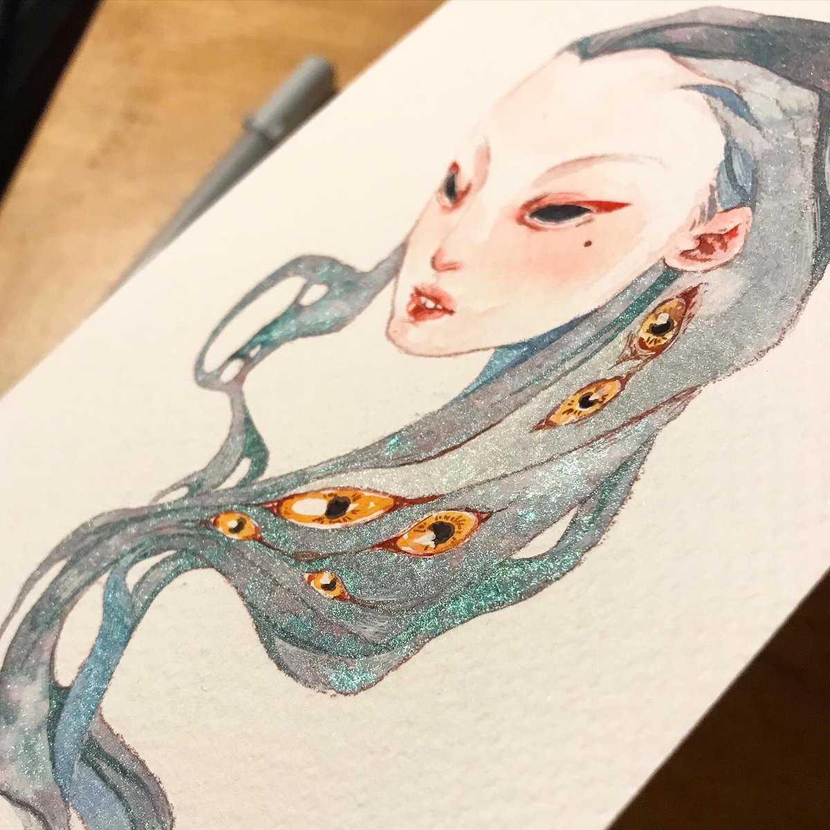 Small doodle to try new shimmer watercolor

#ArtistOnTwitter #art #illustration