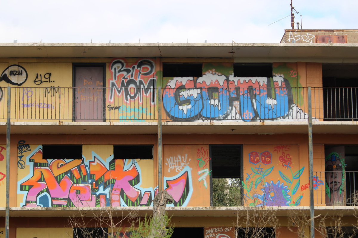 graffiti_new's tweet photo. #exhibitbe #neworleans #graff https://t.co/sdK6Iz22go